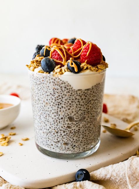 Protein Chia Pudding Protein Chia Pudding, 20 Grams Of Protein, Eating Bird Food, High Protein Breakfast Recipes, Chia Seed Recipes Pudding, Coconut Chia Pudding, Perfect Healthy Breakfast, Favorite Breakfast Recipes, Chia Pudding Recipes