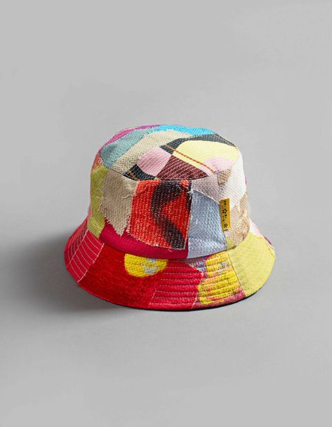 Diy Bucket Hat, Bucket Hat Embroidery, Cool Bucket Hats, Patchwork Bucket Hat, Shabby Chic Clothes, Vintage Bucket, Textile Waste, Custom Caps, Hat Embroidery