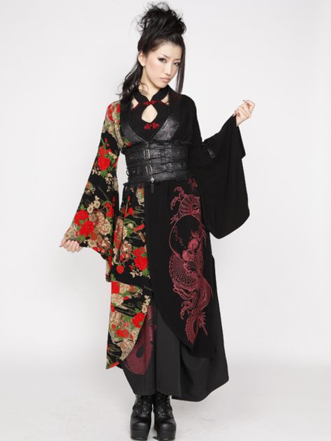 Asian Steampunk, Mode Steampunk, Steampunk Costume, Traditional Fashion, Gothic Outfits, Fashion Costume, Kimono Dress, Steampunk Fashion, Yukata