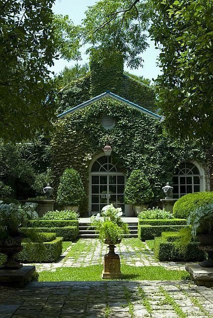 Love this lush, overgrown garden look. Overgrown Garden, Stone Patio, Formal Garden, Garden Plans, Formal Gardens, Patio Designs, Garden Pathway, Garden Designs, White Gardens