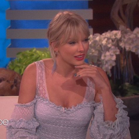 Making Pudding, The Ellen Show, Taylor Swift Cute, Taylor Swift Videos, Taylor Swift 1989, Ellen Degeneres, Taylor Swift 13, Online Images, Taylor Alison Swift