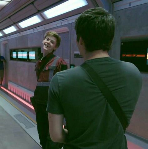 Thomas And Newt, Maze Runner The Scorch, Maze Runner Funny, Maze Runner Cast, Newt Maze Runner, Maze Runner Movie, The Scorch, The Scorch Trials, Maze Runner Series