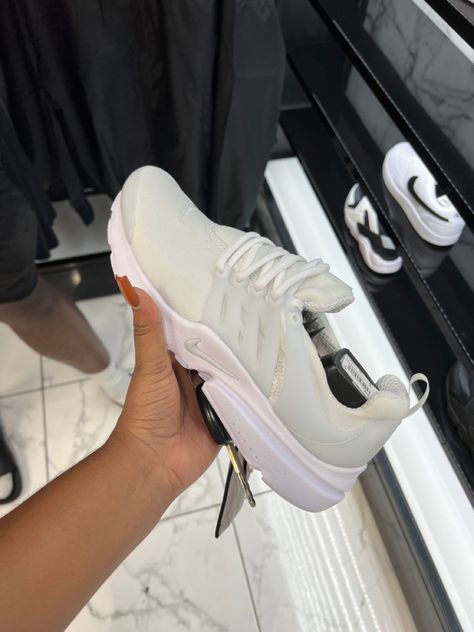 Presto Nike, Presto Shoes, Nike Presto, Air Presto, Nike Air Presto, Casual Style, What To Wear, Casual Shoes, Nike Air