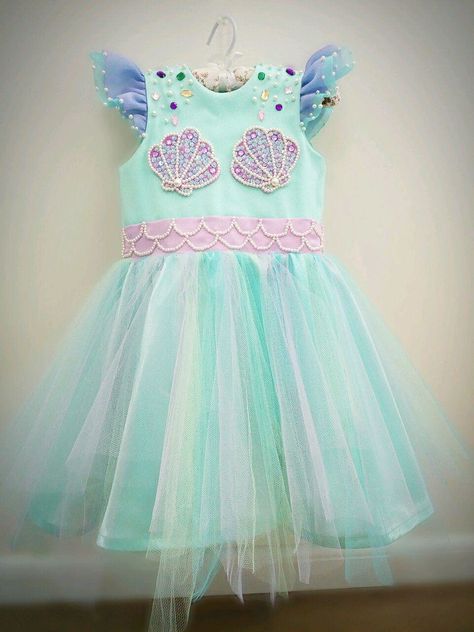 Vestido sereia infantil no Elo7 | Fantasias e Coisinhas (FF37F0) Girl Dress Patterns, Mermaid Birthday Party, Baby Gown, Mermaid Birthday, Mermaid Party, Toddler Girl Dresses