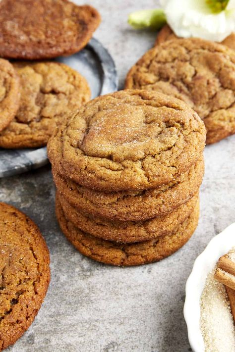 Gourmet Gingerbread Cookies, Soft Gingerbread Cookies Recipe, Gingerbread Cookies Soft, Soft And Chewy Gingerbread Cookies, Backing Ideas, Yummy Bars, Gingerbread Cookies Recipe, Cottage Recipes, Easy Gingerbread Cookies