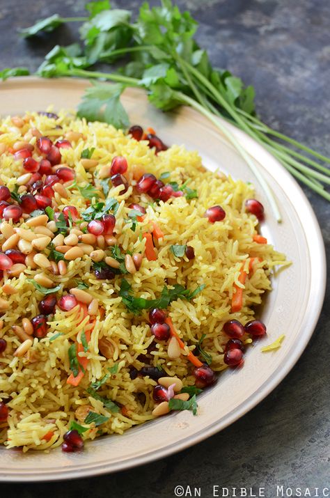 Jewel-Toned Sweet and Savory Basmati Rice Pilaf with Pomegranate Recipe Basmati Rice Pilaf, Pomegranate Recipe, Middle Eastern Rice, Easy Rice Pilaf, Pomegranate Recipes, Rice Recipes For Dinner, Rice Pilaf, Holiday Side Dishes, Idee Pasto Sano