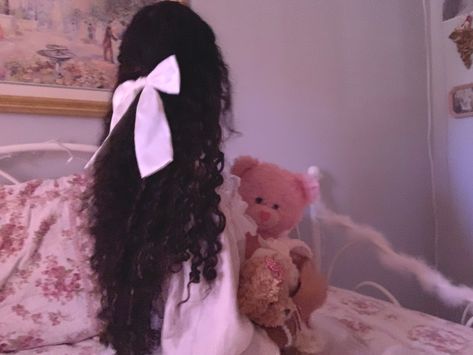 Coquette Hairstyles Curly, The Cardigans, Princess Core, Pretty Pink Princess, Black Femininity, Feminine Aesthetic, Brown Girl, Pink Princess, Soft Girl