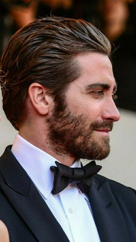 Jack Gyllenhaal, Sheer Socks, Jake Gyllenhaal, Medium Length Hair Cuts, Hairstyles Haircuts, Hairstyle Ideas, Haircuts For Men, Medium Length, Mens Hairstyles