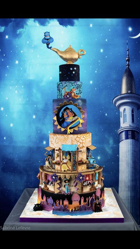 Disney Cakes For Adults, Aladdin Birthday Cake, Luxury Birthday Cake, Birthday Cake Disney, Aladdin Theme, Jasmine Cake, Aladdin Cake, Extreme Cakes, Disney Themed Cakes