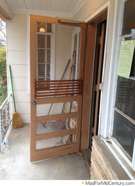 Modern Screen Door. Modern Screen Door, Mid Century Modern Screen, Vintage Screen Doors, Mid Century Remodel, House Porch, House Front Porch, Modern Screens, Midcentury Home, Mid Modern