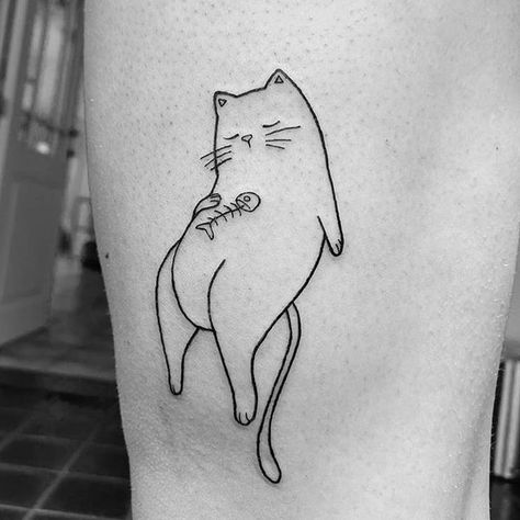 25 The Best Cat Tattoos In 2020 – KingdomOfCats Retro Cat Art, Black Cat With Big Eyes, Fat Cat Tattoo, Ashera Cat, Daughters Tattoo, Inspiring Quote Tattoos, Purple Tattoos, Cute Cat Tattoo, Mother Daughters