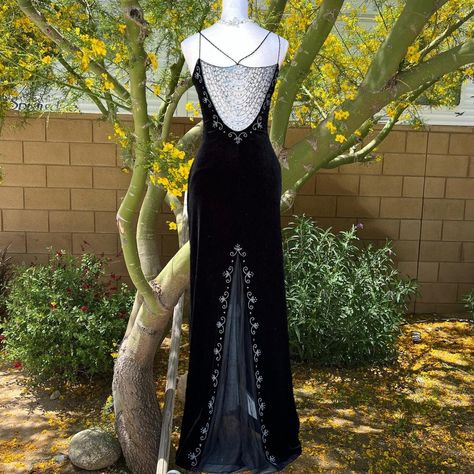 I might be biased but you should probably buy this on Depop 👍 https://depop.app.link/n3C5a8ZY5rb Vintage Prom Dresses 90s Goth, Red Vintage Prom Dress, 90’s Prom Dress, Goth Formal Dress, Alternative Prom, Bday Dresses, Y2k Stuff, Whimsical Goth, Y2k Prom