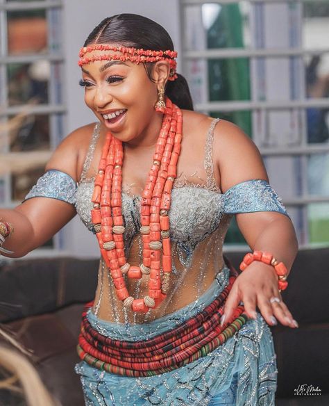 Rita Dominic, Asamoah Gyan, Edo Brides, Igbo Traditional Wedding, Igbo Bride, African Traditions, Traditional Marriage, Coral Beads Necklace, Nigerian Wedding