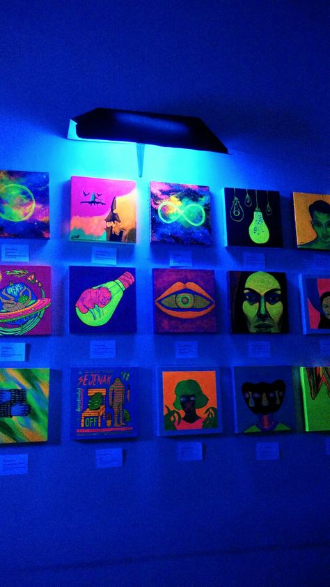 Neon Pictures, Neon Dance Party, Glow In Dark Party, Neon Paint, Glow Art, Glow Paint, Dark Party, Drawing Photography, Neon Painting