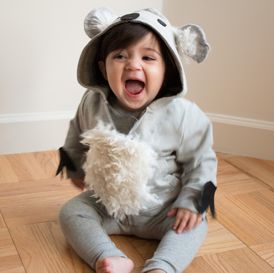 Koala DIY baby costume - Browse simple, no-sew kids and baby DIY Halloween costume ideas and shop for costume basics in solid colors and super soft cotton! All under $25 and always FREE shipping, only at Primary. Diy Koala Costume Kids, Bear Costume Diy, Halloween Costumes Australia, Creative Halloween Costumes For Kids, Toddler Halloween Costume Ideas, Diy Koala, Free Pumpkin Stencils, Indoor Halloween Decor Ideas, Koala Costume