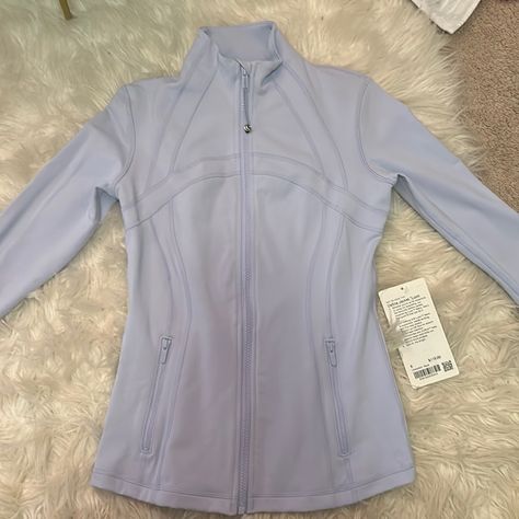 Discontinued Color!! Lululemon Wishlist, Lululemon Zip Up Jacket, Rare Lululemon, Southern Outfits, Girls Dress Outfits, Lululemon Outfits, Lululemon Define, Define Jacket, Lululemon Define Jacket