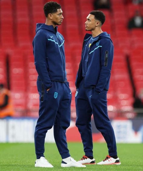 Trent And Jude, Handsome Football Players, Trent Alexander Arnold, England National Team, To My Future Husband, England Football Team, England Players, Football Boyfriend, Alexander Arnold