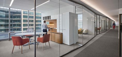 Alliance Architecture Venable LLP Private Office Interior, Private Office Design, Wallpaper Layout, Small Office Design Interior, Contemporary Office Design, Small Office Design, Office Design Inspiration, Setting The Table, Office Interior Design Modern