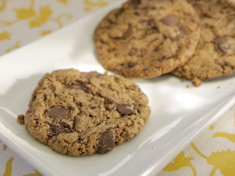 Vermont Baker... Chocolate Chip Cookies a la Gesine Recipe from Food Network Gesine Prado, Baked In Vermont, Cookie Brownies, Brown Butter Chocolate Chip Cookies, Chicken Pot Pie Recipes, Unsweetened Chocolate, Cookies Ingredients, Brown Butter, Cookies Recipes Chocolate Chip