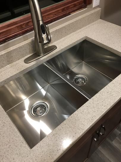 Kitchen Sink Diy, Double Basin Kitchen Sink, Basin Kitchen Sink, Kitchen Sink Window, Contemporary Kitchen Sinks, Best Kitchen Sinks, Kitchen Sink Organization, Murphy Bed Ikea, Kitchen Sink Design