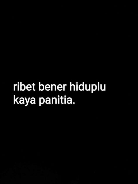 Haha Quotes, Quotes Lucu, Cute Jokes, Quotes Indonesia, Jokes Pics, Twitter Quotes Funny, Me Too Meme, Funny Words, Cartoon Jokes