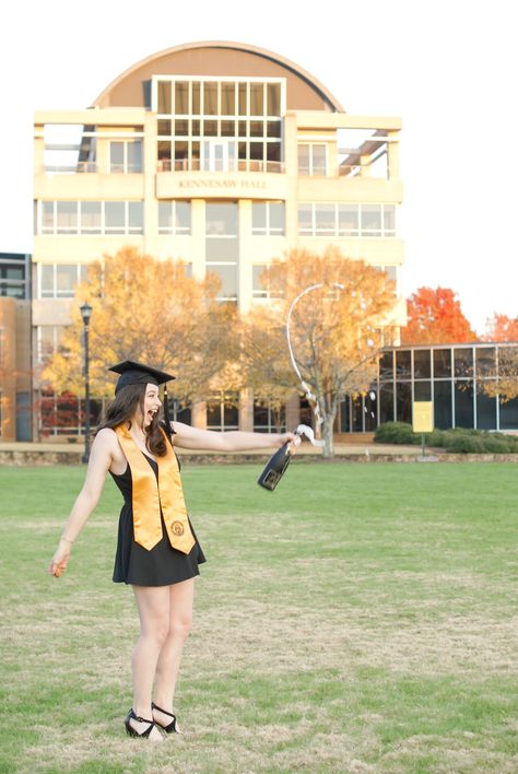 Kennesaw State University Graduation Pictures, Kennesaw State Graduation Pictures, Ksu Graduation Pictures, College Senior Pictures On Campus, Fall Graduation Pictures College, Fall Graduation Pictures, Graduation Pictures College, Kennesaw State University, Kennesaw State