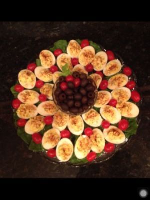 A nicely displayed plate of deviled eggs. Seafood Platter Presentation, Crab Deviled Eggs Recipe, Platter Presentation, Wedding Food Display, Chowder Recipes Seafood, Devilled Eggs, Egg Christmas, Deviled Egg Platter, Presents Ideas