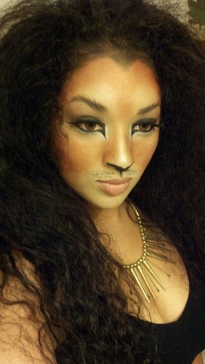 Lion 4 Feline Makeup, Leo Photoshoot, Lion Costume Diy, Lion Makeup, Scar Makeup, Lion King Costume, Fox Makeup, King Costume, Movie Makeup