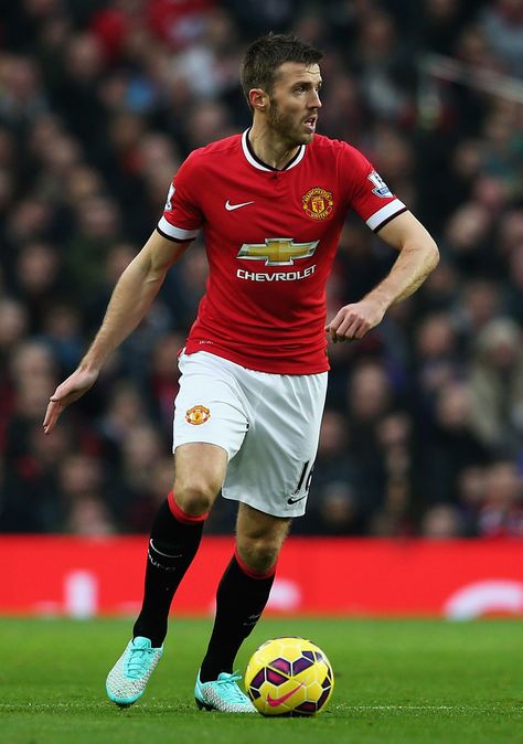 Michael Carrick of Manchester United in action during the Barclays Premier League match between Manchester United and Hull City at Old Trafford on November 29, 2014 in Manchester, England. Mufc Manchester United, Premier League Players, Michael Carrick, Manchester United Images, Barclays Premier League, Manchester United Wallpaper, Hull City, Manchester United Football Club, Man Of The Match