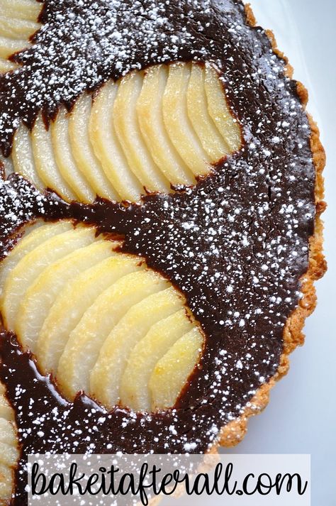 Chocolate Pear Tart Tart Desserts, Pear Pie Recipe, Mat Inspiration, Pear Pie, Mousse Cakes, Pear Dessert, Tart Dough, Pear Tart, Chocolate Custard