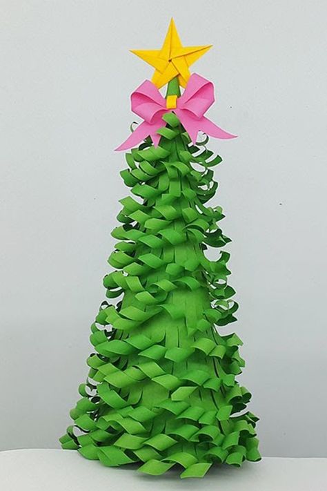 Christmas Diy Construction Paper, How To Make A Christmas Tree With Paper, Torn Paper Christmas Tree, How To Make Christmas Tree With Paper, Paper Christmas Tree Wall, Paper Xmas Tree, 3d Paper Christmas Tree, Christmas Tree At Home, Christmas Tree Paper Craft