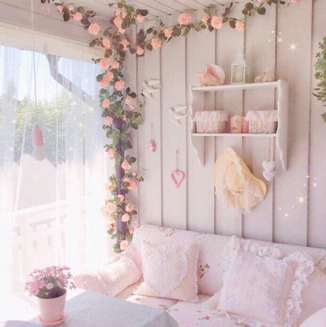 pink4 Fairy Room, Pastel Room Decor, Hal Decor, Dekorasi Kamar Tidur, Pastel Room, Girly Room, Shabby Chic Bedrooms, Cute Room Ideas, Pretty Room