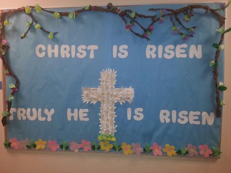 He Has Risen Easter, Toddler Bulletin Boards, Easter Bulletin Board, Easter Bulletin Boards, Bulletin Boards Classroom Decor, He Has Risen, Christ Is Risen, Classroom Bulletin Boards, School Bulletin Boards