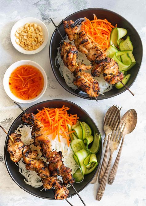 Vietnamese-Inspired Lemongrass Chicken Bowls | Table for Two Chicken Rice Noodle, Rice Noodle Bowls, Rice Noodle Bowl, Chicken Rice Noodles, Noodle Bowls Recipes, Vermicelli Recipes, Lemongrass Chicken, Chicken Bowls, Chicken Rice Bowls