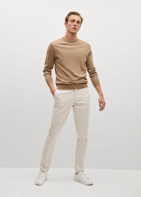 Work Outfits Men, Tan Shirt Outfit, Attractive Outfits, Men's Summer Outfits, Beige Pants Outfit, Chinos Men Outfit, Polo Outfit Men, Outfits For Ladies, Mens Work Outfits