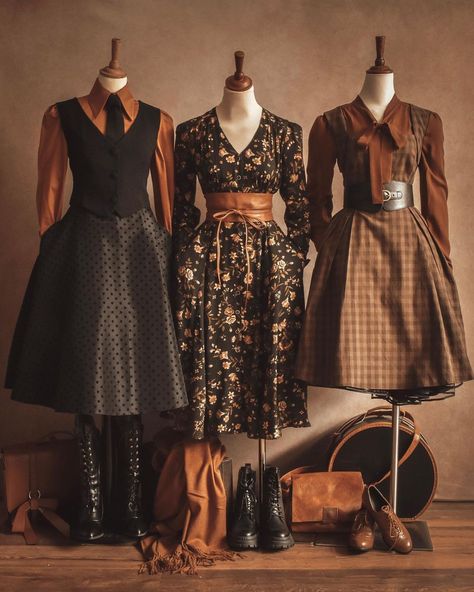 Vintage Capsule Wardrobe, Outfit Edit, Capsule Wardrobe Women, Retro Outfit, Old Fashion Dresses, Waistcoat Dress, Autumn Outfits, Brown Shades, Dress Belt