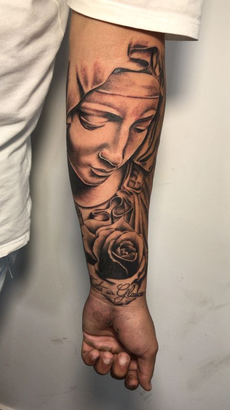 Santa/ ave Maria Virgin Mary Tattoo For Men, Deva Maria Tattoo, Santa Maria Tattoo Designs, Ave Maria Tattoo, Catholic Tattoos For Men, Chest Tattoo Birds, Mens Side Tattoos, Maria Tattoo, Betty Boop Tattoos