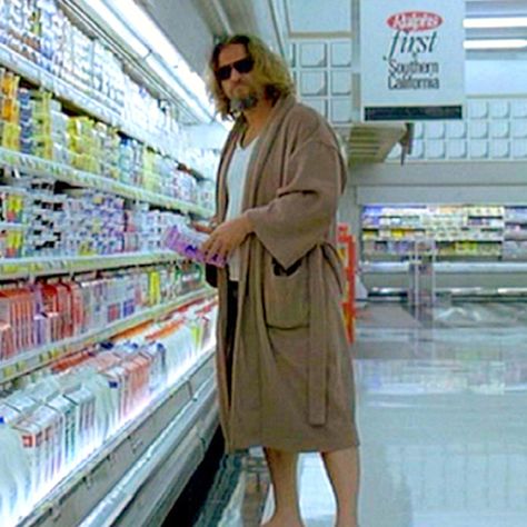 The Dude Costume, Big Lebowski Costume, Movie Halloween Costume, Thick Cardigan, Halloween Express, Last Minute Costumes, Last Minute Halloween Costumes, The Big Lebowski, Mens Halloween Costumes