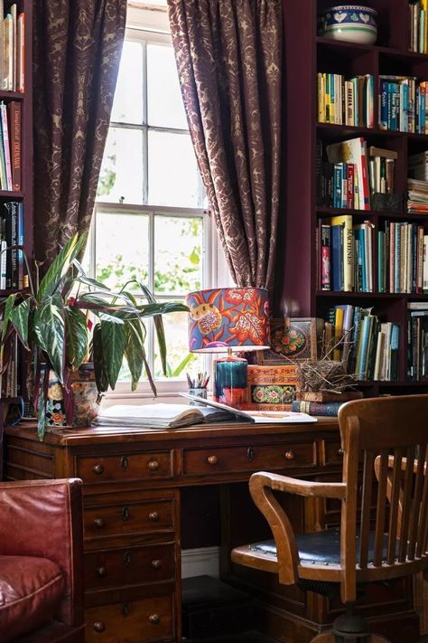 Georgian Study Home Office, Georgian Office, Period Decor, Modern Victorian Interior Design, Bloomsbury Style, Native Plant Garden, Glamour Home, Moody Vintage, Period Living