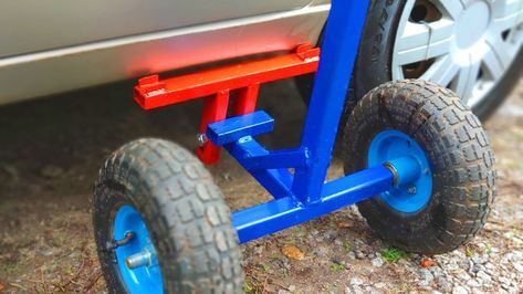 Diy Car Ramps, Garage Hacks, Diy Tools Homemade, Car Ramps, Metal Fabrication Tools, Metal Bending Tools, Fabrication Tools, Mechanic Garage, Diy Welding