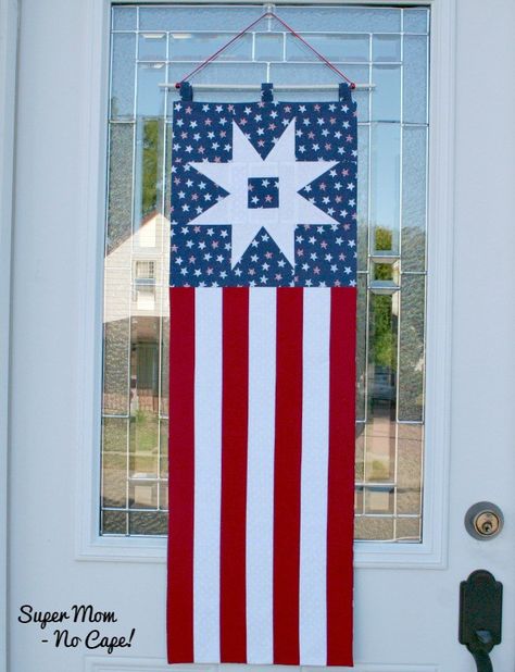 Patriotic Wall Hanging, Patriotic Garden, Patriotic Banner, Quilt Techniques, Patriotic Door Hanger, Flag Wall Hanging, Quilting Digest, Patriotic Wall, Holiday Sewing