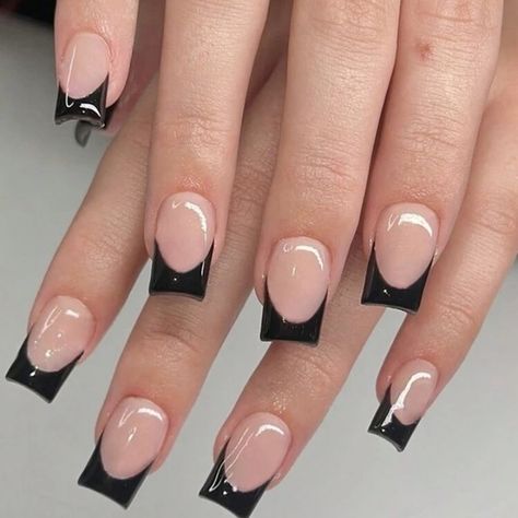 Acrylic press on nails Black French Nails, Nagellack Trends, Nagel Tips, Girly Acrylic Nails, French Tip Acrylic Nails, French Acrylic Nails, Short Square Acrylic Nails, Nail Swag, Halloween Nail Designs