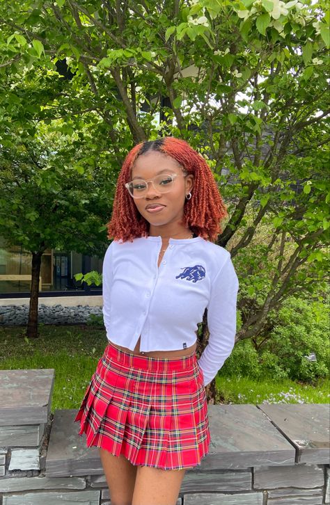 howard university student University Outfits, Uni Student, Natural Twists, University Outfit, Howard University, Uni Outfits, Curly Hair Styles Easy, Teenage Fashion, Afro Girl