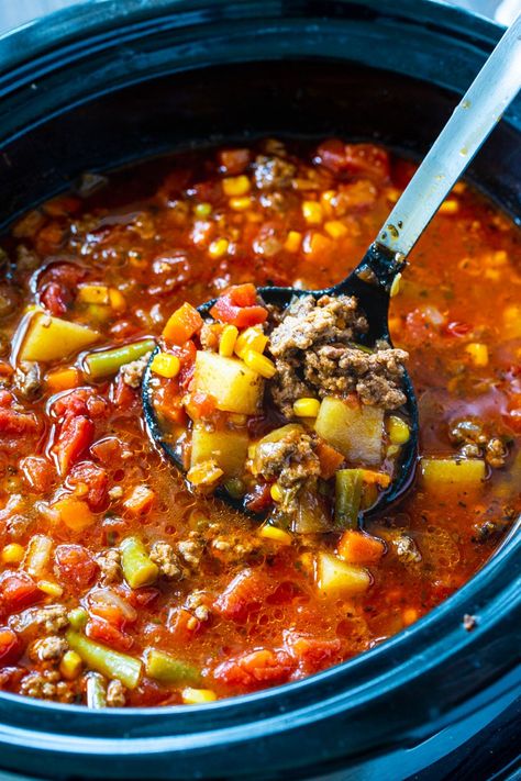 Crock Pot Spicy Vegetable Beef Soup - Spicy Southern Kitchen Veggie Beef Soup Recipes Crock Pot, Spicy Hamburger Soup, Vegetable Beef Soup Crockpot Hamburger, Fall Stews, Spicy Vegetable Soup, Ground Beef Soup, Soup Spicy, Crock Pot Vegetables, Crunchy Bread