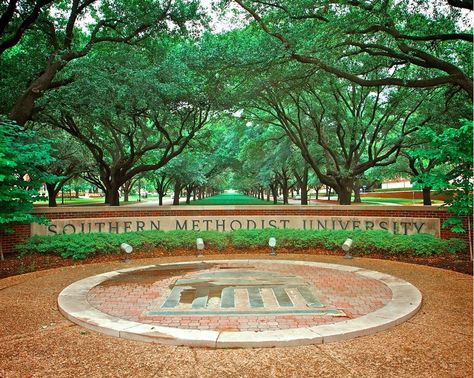 SMU Southern Methodist University Mustangs - campus entrance wall Southern Methodist University Aesthetic, Pretty Colleges, Smu Campus, Smu Mustangs, Moving To Dallas, University Aesthetic, Entrance Wall, Fall Family Portraits, Southern Methodist University