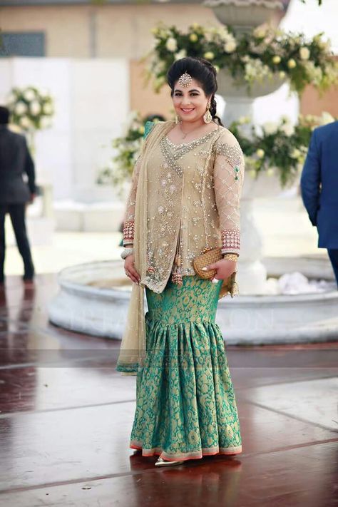 Big size Plus Size Fashion For Women Indian Wedding, Plus Size Fashion For Women Indian, Lehenga Type, Lengha Design, Indian Party Wear Dresses, Plus Size Lehenga, Dresses For Plus Size, Nomi Ansari, Trendy Outfits Indian