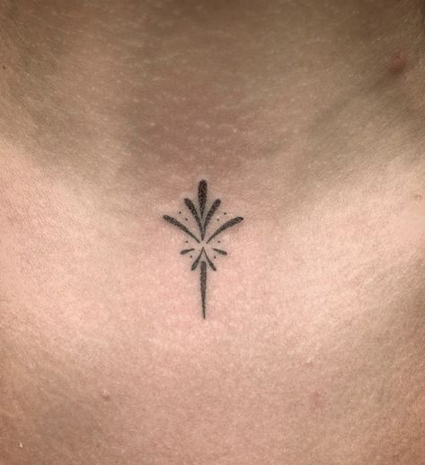 Brighton London, Throat Tattoo, Petit Tattoo, Boho Tattoos, 4 Tattoo, Tattoo Now, Photos Of People, Hilarious Photos, Sternum Tattoo