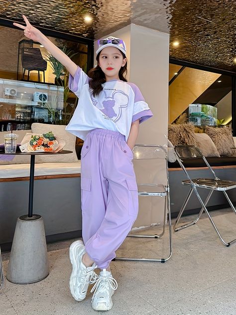 2pcs Girls' Trend Bear Graphic Short Sleeve T-Shirt And Casual Cargo Pants Set Kid/ Preteens Fashion Suit Outfit https://share.temu.com/AeHBmS6UH5A via @shoptemu Preteen Outfits For Girls, Preteen Fashion, Outfits For Girls, Suit Outfit, Casual Cargo Pants, Bear Graphic, Suit Fashion, Dream Wardrobe, Cargo Pants