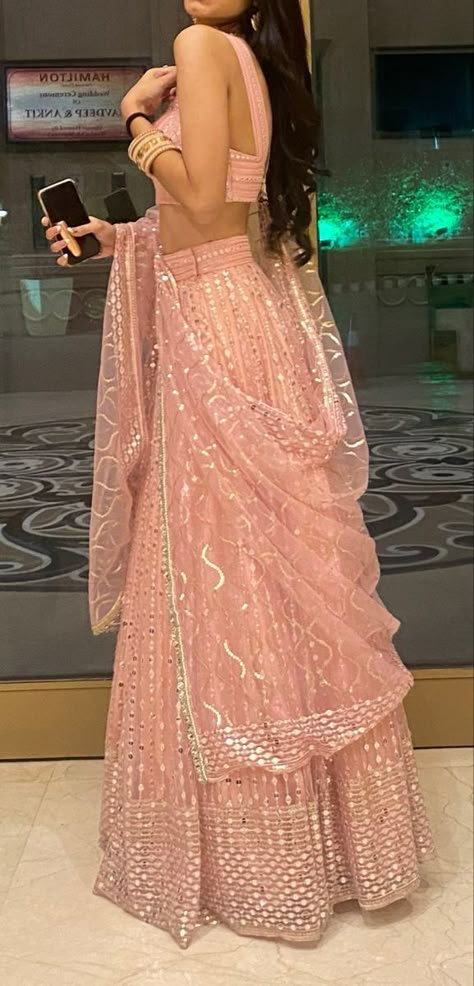 Sweet 16 Indian Dresses, Pink Lengha Aesthetic, Pretty Indian Clothes, Indian Cultural Dress, Cute Indian Outfits, Pink Lengha Simple, Lehenga Prom Dress, Lengha Prom Dress, Lehnga Inspo Aesthetic