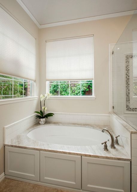 Built In Tub Master Bath, Master Tub, Master Bath Renovation, 90s Home, Built In Bath, Bathroom Makeovers, Timeless Bathroom, Rustic Bathroom Designs, Quartzite Countertops